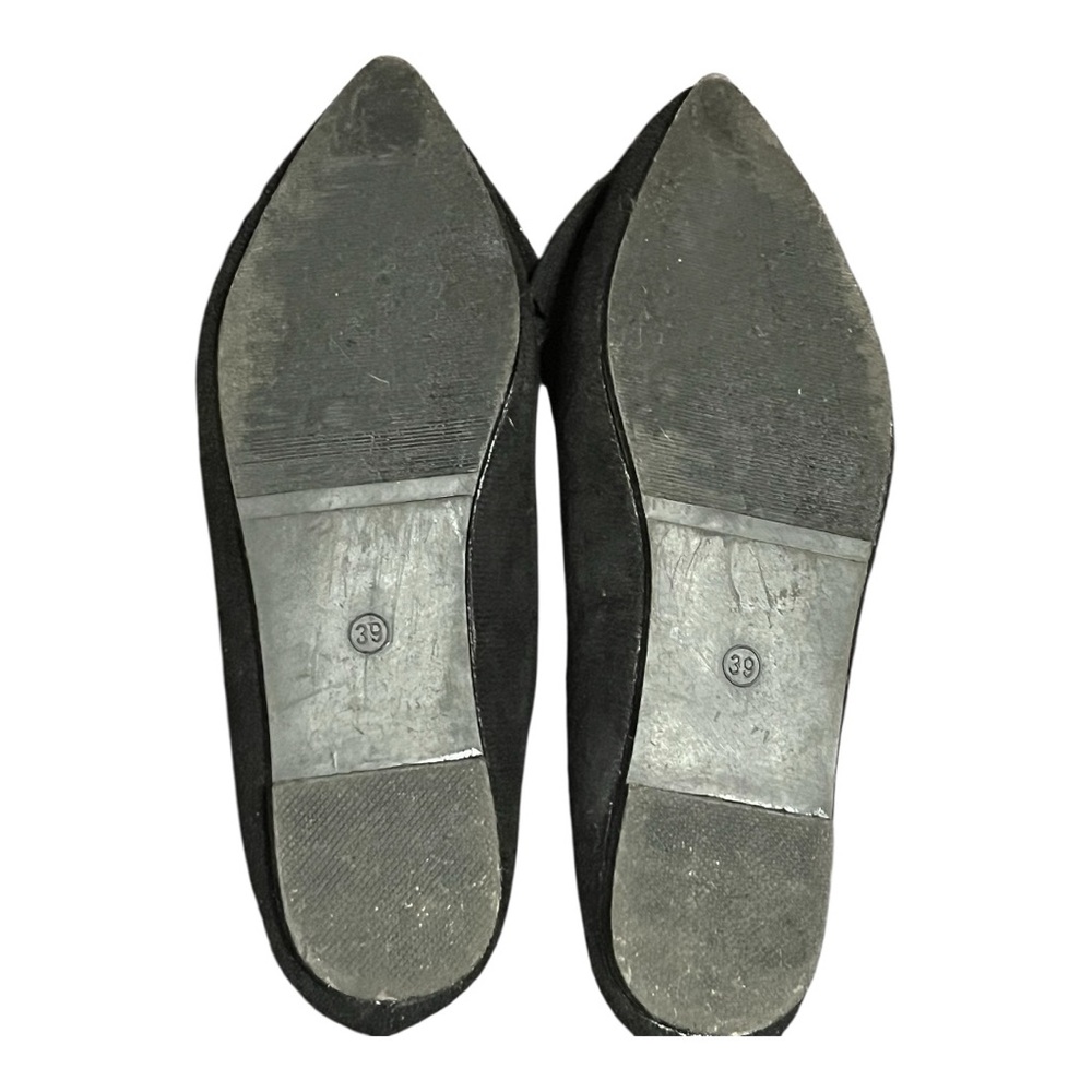 Black Fashion Flats with Bow 8
7 1/2 N to 8 N - Picture 2 of 5